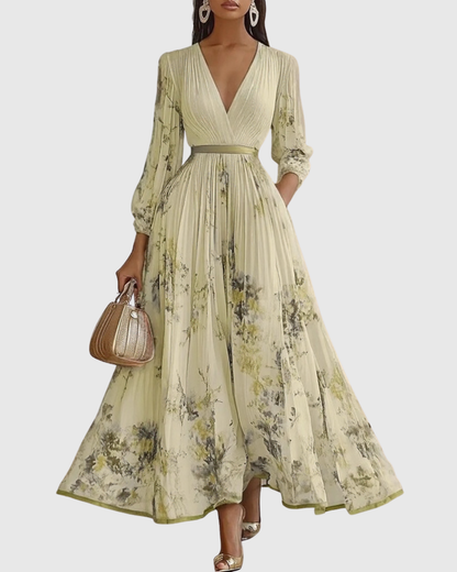 ROWELLA | Élégante robe longue plissée