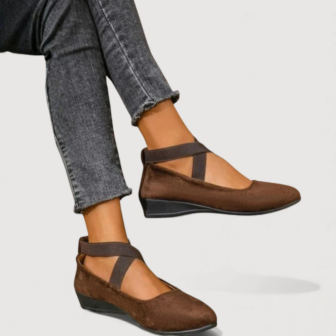 LIVIA – DES CHAUSSONS ÉLÉGANTS ET CONFORTABLES